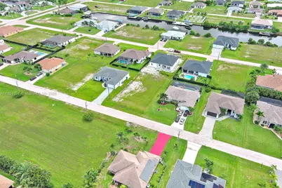 1025 NW 35th Place, Cape Coral, FL 33993 - Photo 16