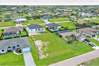 1025 NW 35th Place, Cape Coral, FL 33993 - Photo 8