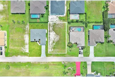 1025 NW 35th Place, Cape Coral, FL 33993 - Photo 2