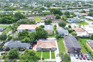 460 Grand Canal Dr, Miami, FL 33144 - Photo 20