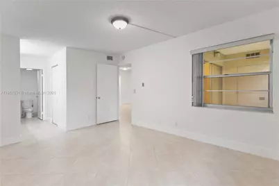 1400 SW 124th Ter #109Q, Pembroke Pines, FL 33027 - Photo 48