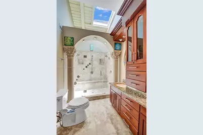 2649 S Parkview Dr, Hallandale Beach, FL 33009 - Photo 26