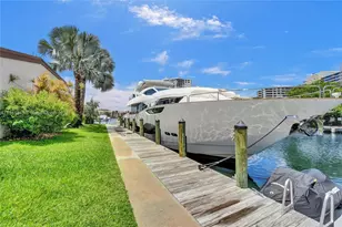 2649 S Parkview Dr, Hallandale Beach, FL 33009 - Photo 2