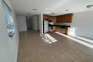 1540 NW 45th St, Deerfield Beach, FL 33064 - Photo 8