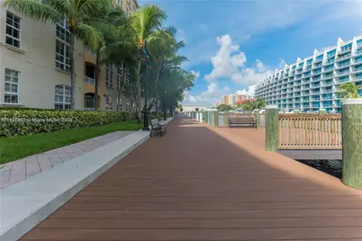 3001 NE 185th St #710, Aventura, FL 33180 - Photo 52