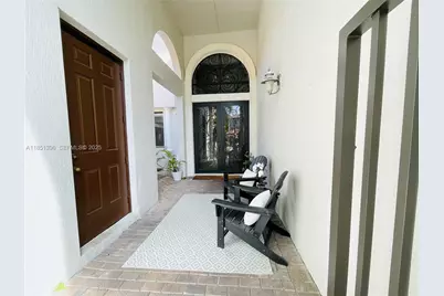 7714 SW 193rd St, Cutler Bay, FL 33157 - Photo 8