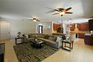 7714 SW 193rd St, Cutler Bay, FL 33157 - Photo 18