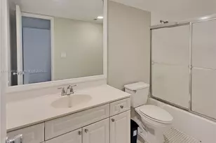 19380 Collins Ave, Sunny Isles Beach, FL 33160 - Photo 6