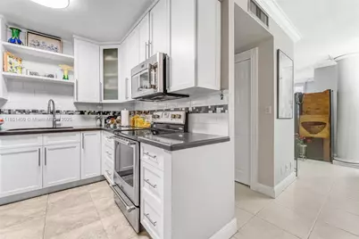 4330 Hillcrest Dr #516, Hollywood, FL 33021 - Photo 14