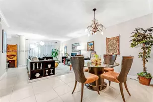 4330 Hillcrest Dr, Hollywood, FL 33021 - Photo 12