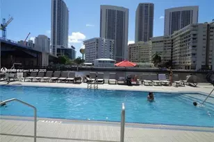 2600 E Hallandale Beach Blvd, Hallandale Beach, FL 33009 - Photo 20