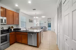 14774 SW 10th St, Pembroke Pines, FL 33027 - Photo 16