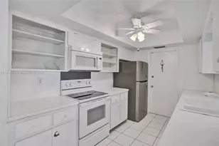7200 E Tropical Way, Plantation, FL 33317 - Photo 28