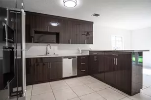 15650 NW 39th Ct, Miami Gardens, FL 33054 - Photo 4