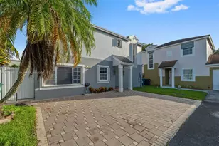 14725 SW 90th Terrace, Miami, FL 33196 - Photo 2