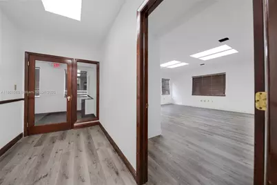3465 SW 8th St #3474, Miami, FL 33135 - Photo 10