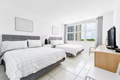 5601 Collins Ave #521, Miami Beach, FL 33140 - Photo 18