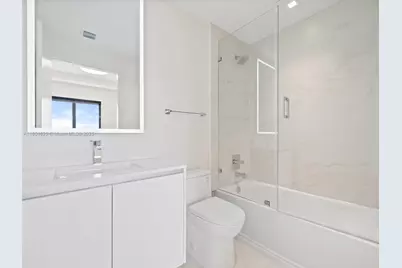700 NE 24th St #4305, Miami, FL 33137 - Photo 22