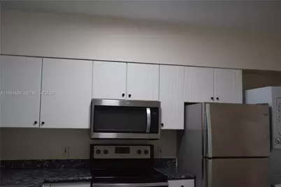5091 NW 7th St #711, Miami, FL 33126 - Photo 10