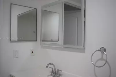 5091 NW 7th St #711, Miami, FL 33126 - Photo 18