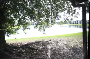 510 W Park Dr, Miami, FL 33172 - Photo 28