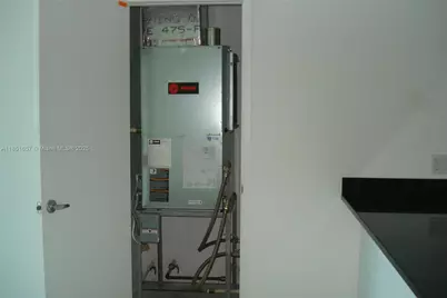 951 Brickell Ave #1007, Miami, FL 33131 - Photo 10