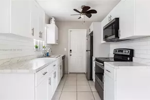 6528 SW 26th St, Miramar, FL 33023 - Photo 12
