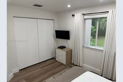 11 NE 151st St, Miami, FL 33162 - Photo 66