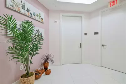 15811 Collins Ave #607, Sunny Isles Beach, FL 33160 - Photo 36