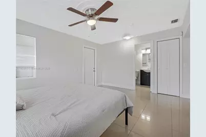 5325 SW 22nd St, West Park, FL 33023 - Photo 10