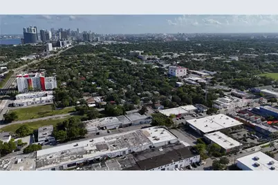 307 NE 59th St, Miami, FL 33137 - Photo 2