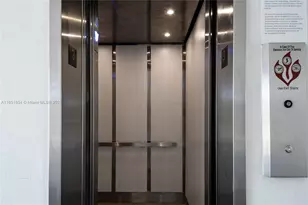 581 Blue Heron Dr, Hallandale Beach, FL 33009 - Photo 20