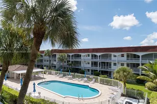581 Blue Heron Dr, Hallandale Beach, FL 33009 - Photo 22