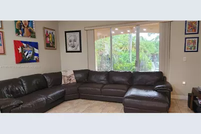 21401 SW 187th Ave, Miami, FL 33187 - Photo 4