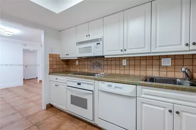 3180 S Ocean Dr #310, Hallandale Beach, FL 33009 - Photo 16