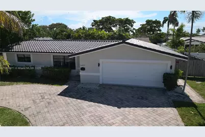 4431 NE 28th Ave, Lighthouse Point, FL 33064 - Photo 1