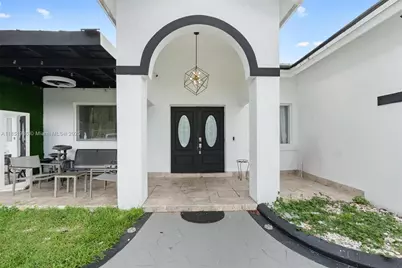 20701 SW 132nd Ct, Miami, FL 33177 - Photo 4