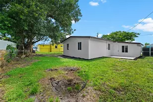6965 NW 21st Ct, Miami, FL 33147 - Photo 20