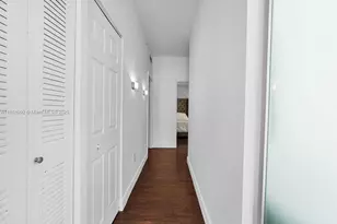 275 NE 18th St, Miami, FL 33132 - Photo 10