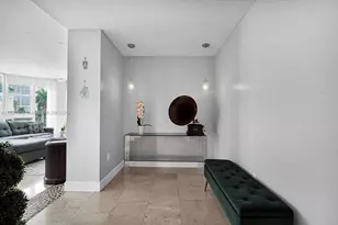 275 NE 18th St, Miami, FL 33132 - Photo 18