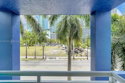275 NE 18th St #306, Miami, FL 33132 - Photo 14