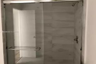 253 NE 12th Ave, Homestead, FL 33030 - Photo 2