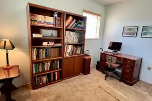 8151 NW 15th Ct, Pembroke Pines, FL 33024 - Photo 10