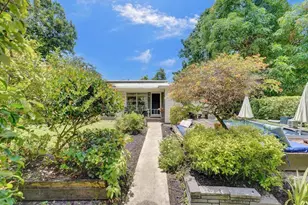 70 NE 152nd St, Miami, FL 33162 - Photo 4