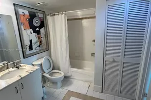 1200 Brickell Bay Dr, Miami, FL 33131 - Photo 4