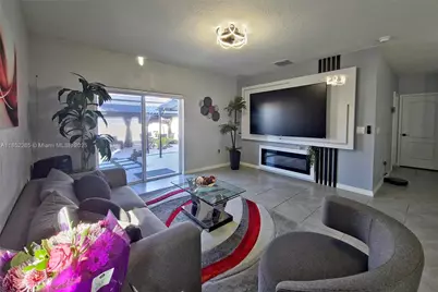 1292 Cascades Ave, Davenport, FL 33837 - Photo 10