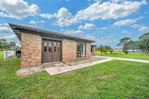 1803 E Easy St, Fort Pierce, FL 34982 - Photo 1