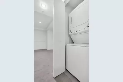 45 SW 9th St #2204, Miami, FL 33130 - Photo 24