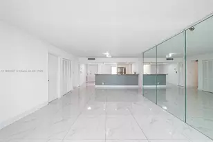 1717 N Bayshore Dr, Miami, FL 33132 - Photo 24