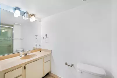 1717 N Bayshore Dr #A-2751, Miami, FL 33132 - Photo 40